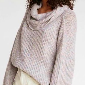 🐠Express | metallic pastel rainbow cowlneck